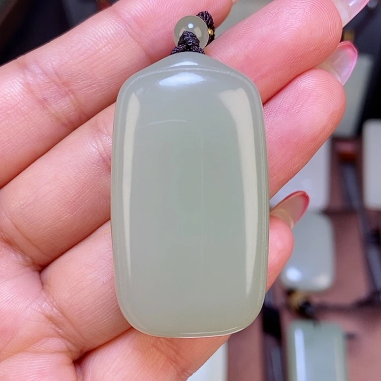 【闪购商品】颈饰未镶嵌和田玉