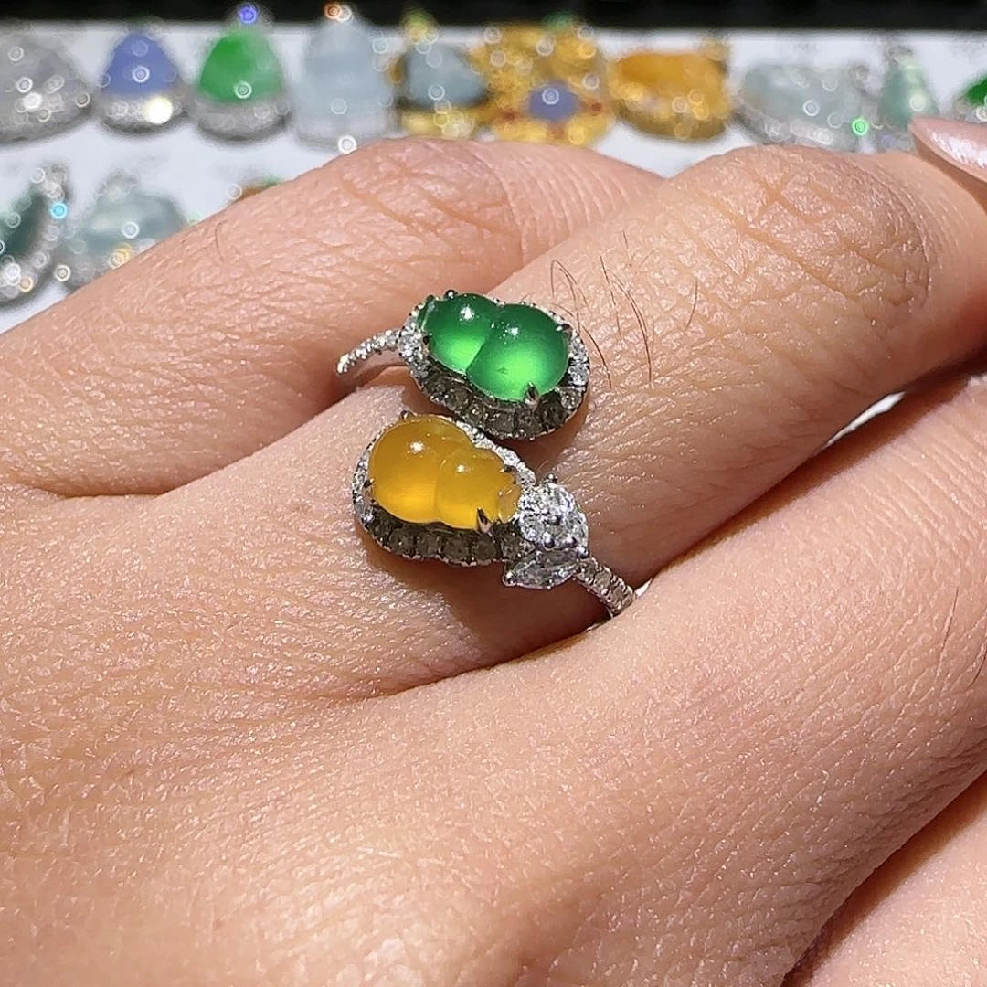 【闪购商品】18K金镶嵌戒指翡翠天然