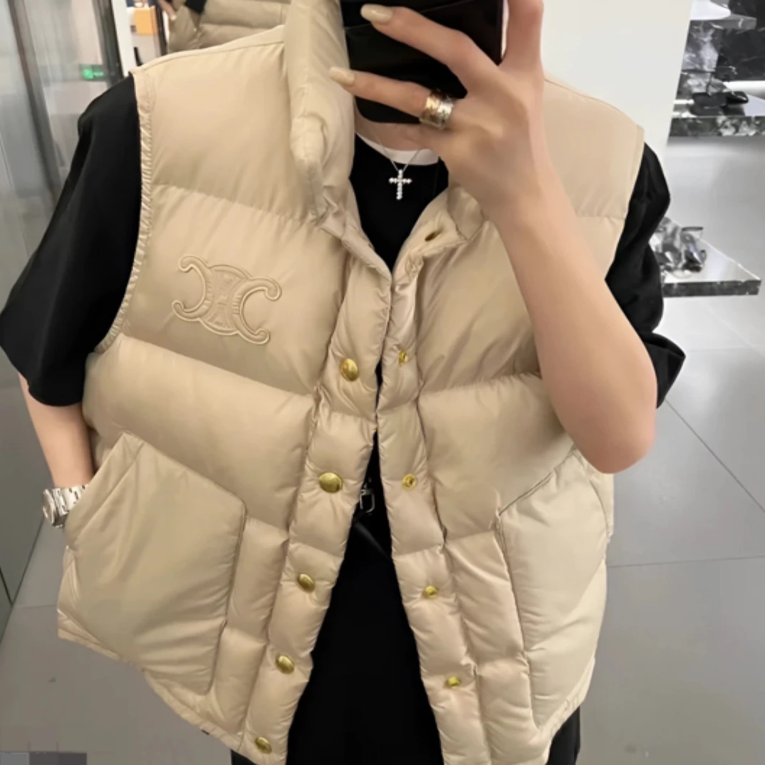 99新 Celine/思琳 玄色 新款凯旋门logo马甲 38码 99新