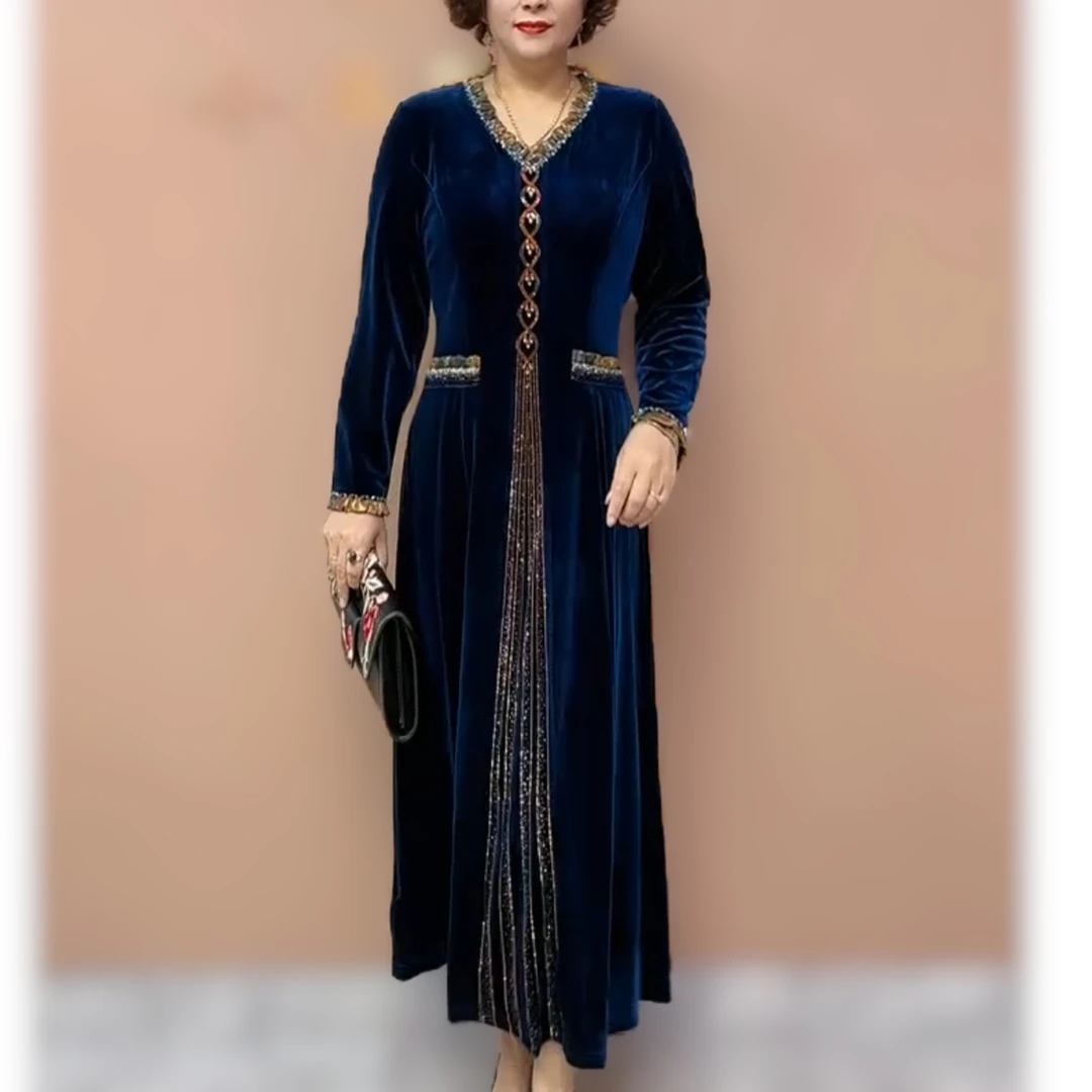 2025秋季新款中老年宽松显瘦丝绒长款连衣裙喜婆婆婚宴礼服妈妈装