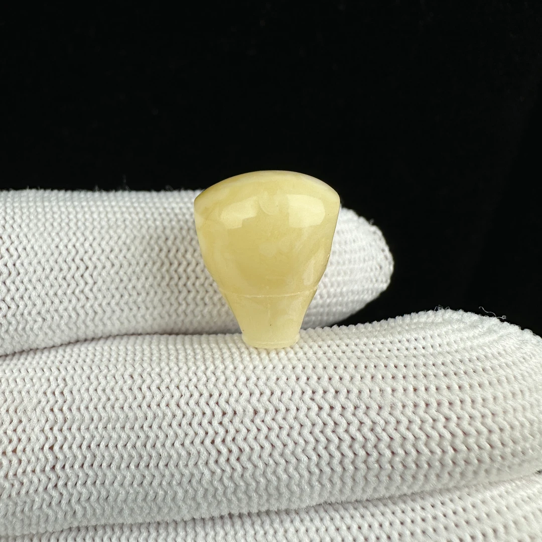 Z1677天然原矿蜜蜡 满蜡妖花三通 13.3*16.7mm抖音基地质检发货