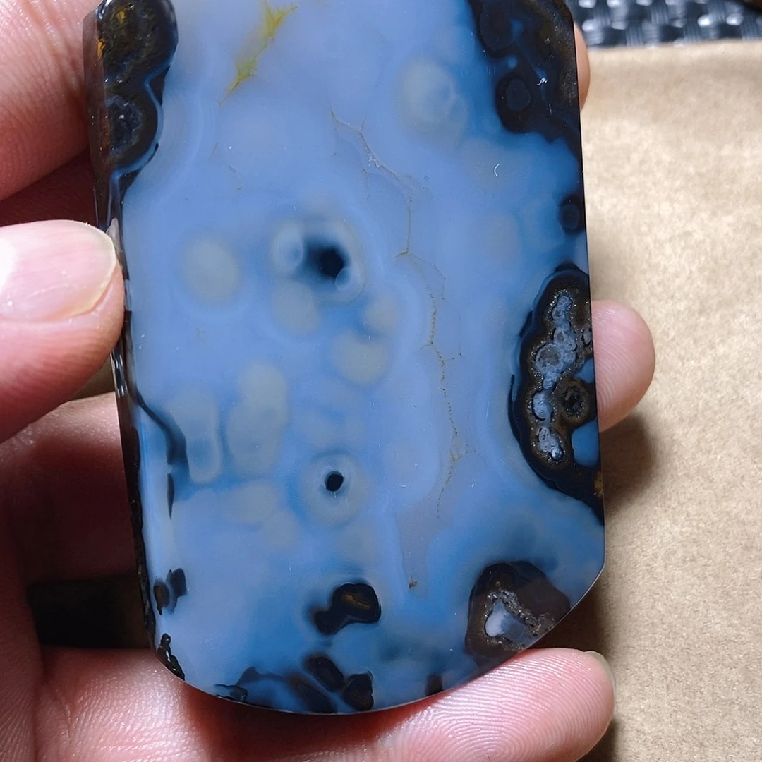 玛瑙/玉髓颈饰未镶嵌老**匠