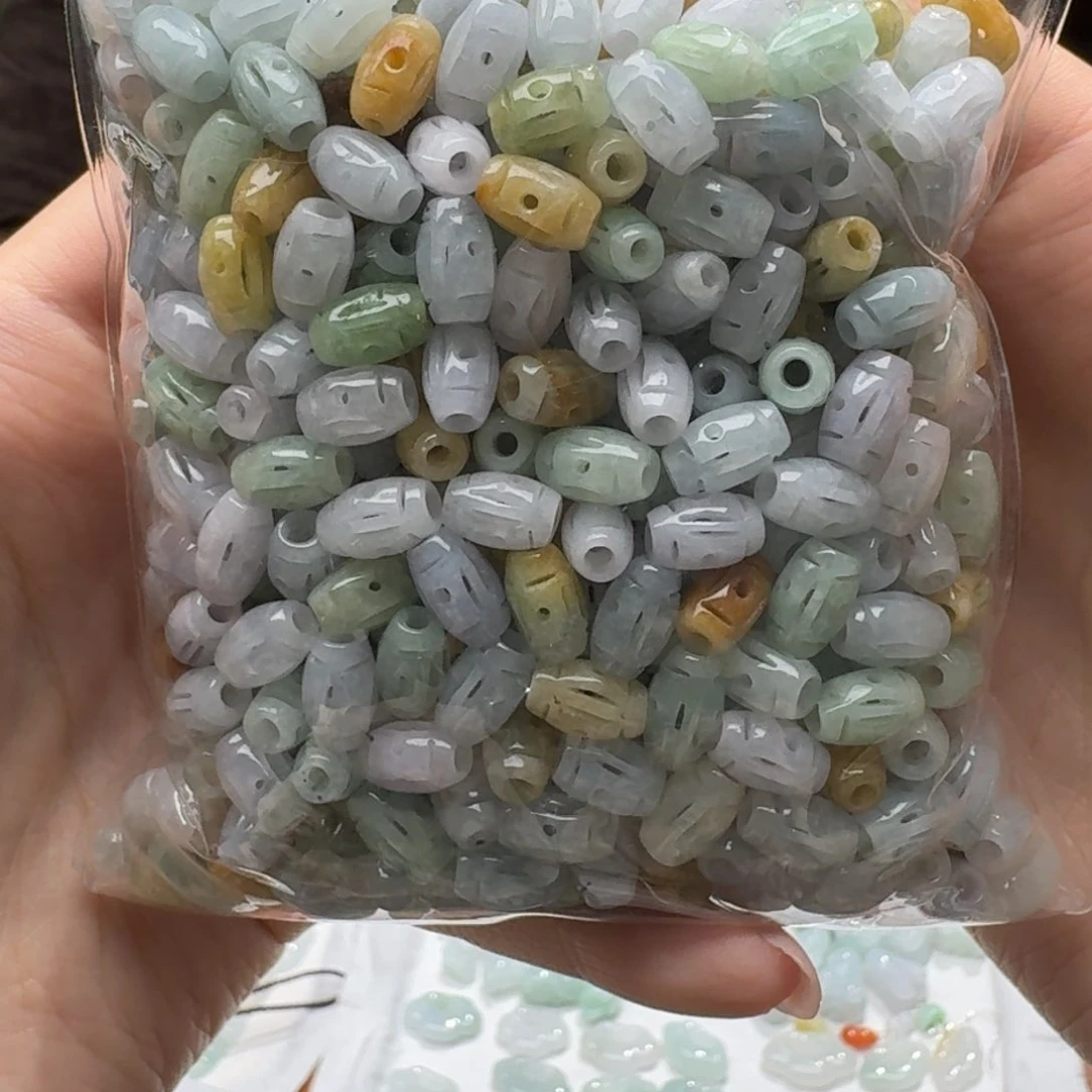 未镶嵌挂件翡翠福利1个，不包邮，拍邮费发货