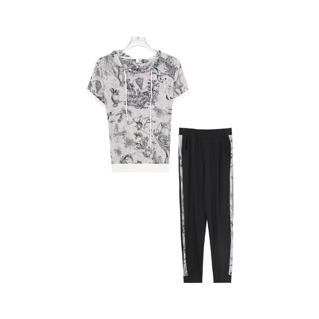 时尚运动套装花色减龄连帽短袖两件套Z03