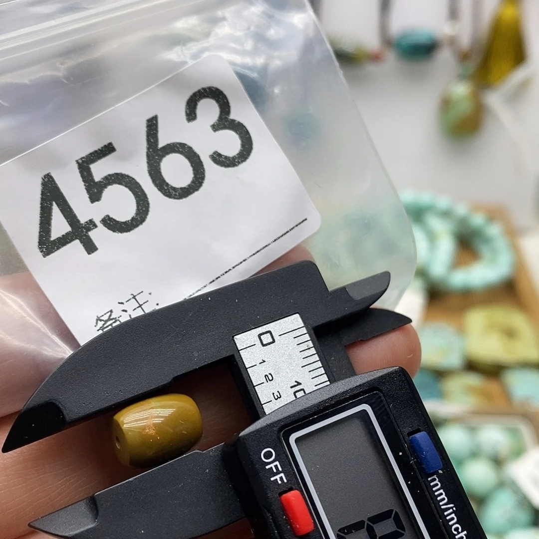 南红玛瑙未镶嵌颈饰