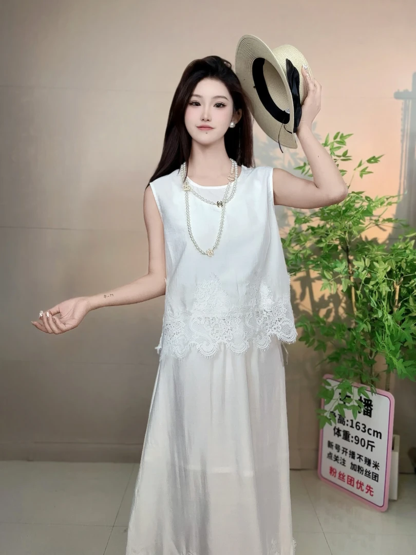 2025夏季新款重工刺绣蕾丝拼接时尚百搭棉麻马甲+半身裙套装女