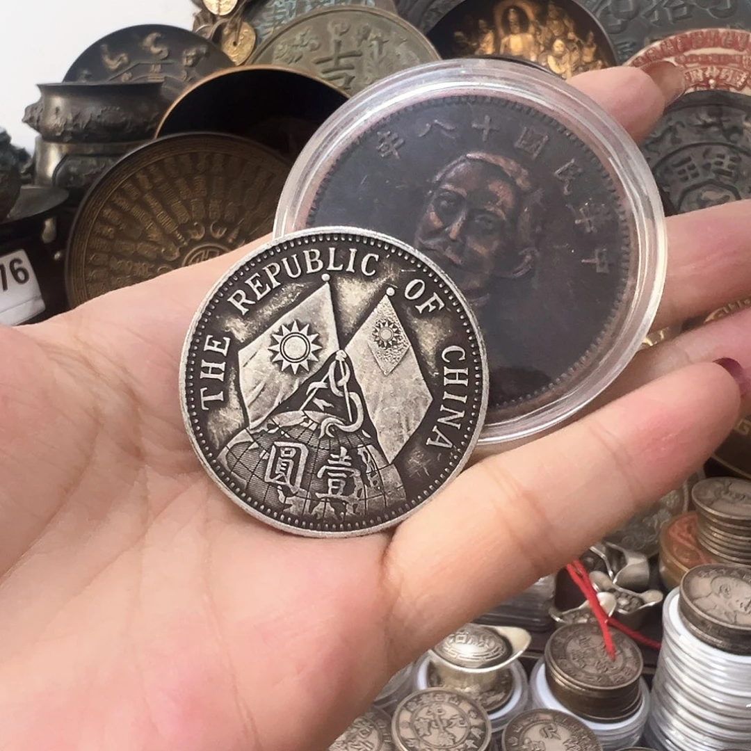黄***万金属复古风格摆件