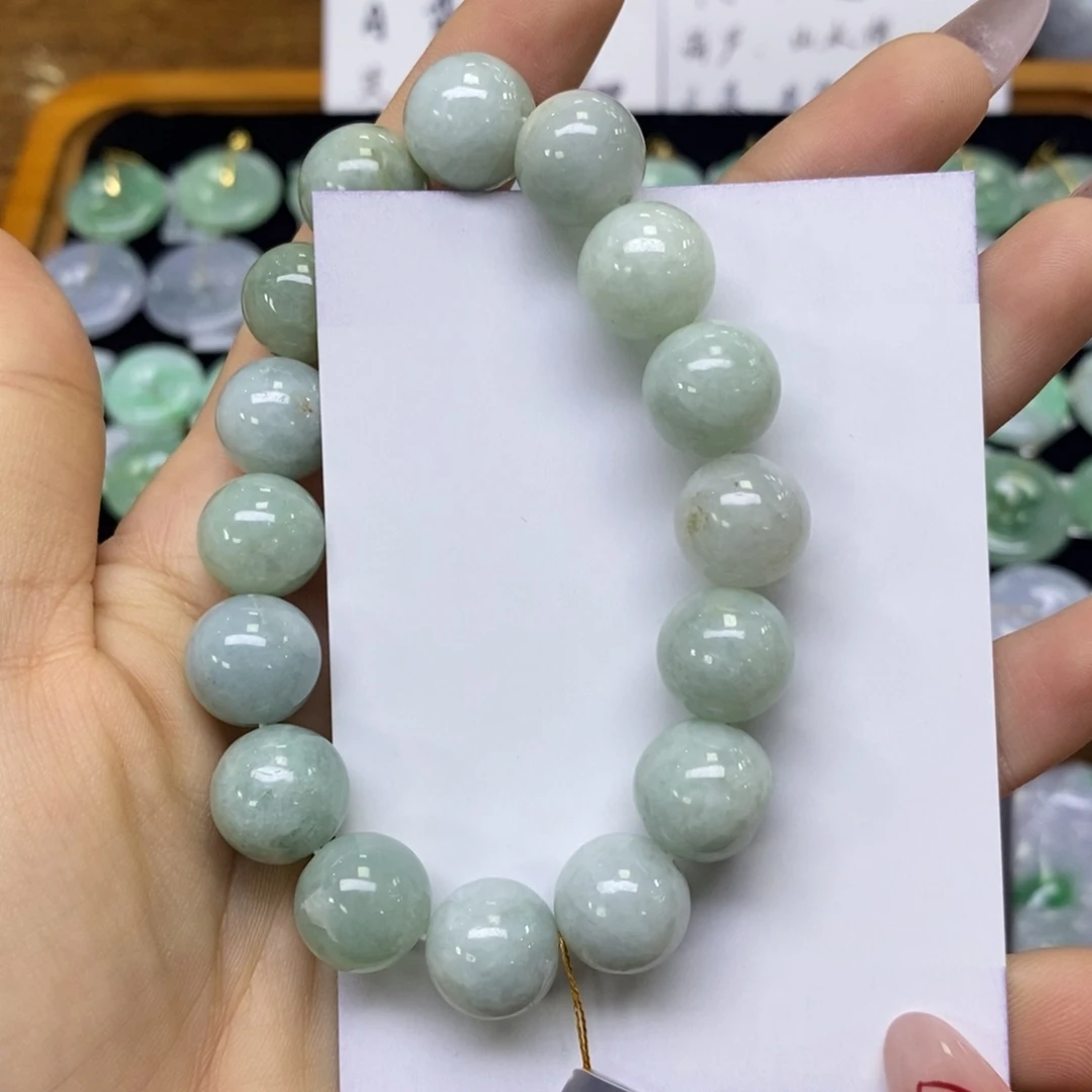 颈饰未镶嵌翡翠手串