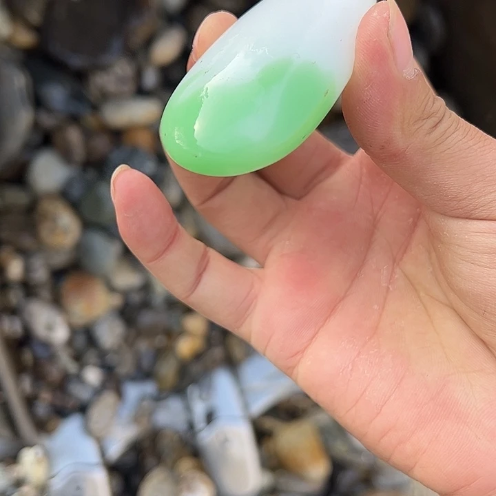 和田玉（糖玉）未镶嵌挂件