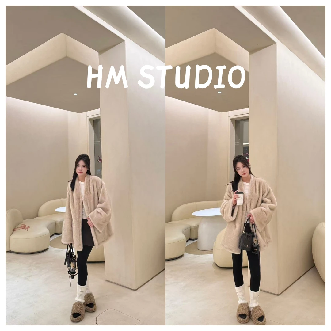 HM/冬恋日记 25冬季纯色新款轻奢气质显贵百搭V领毛毛女装外套002