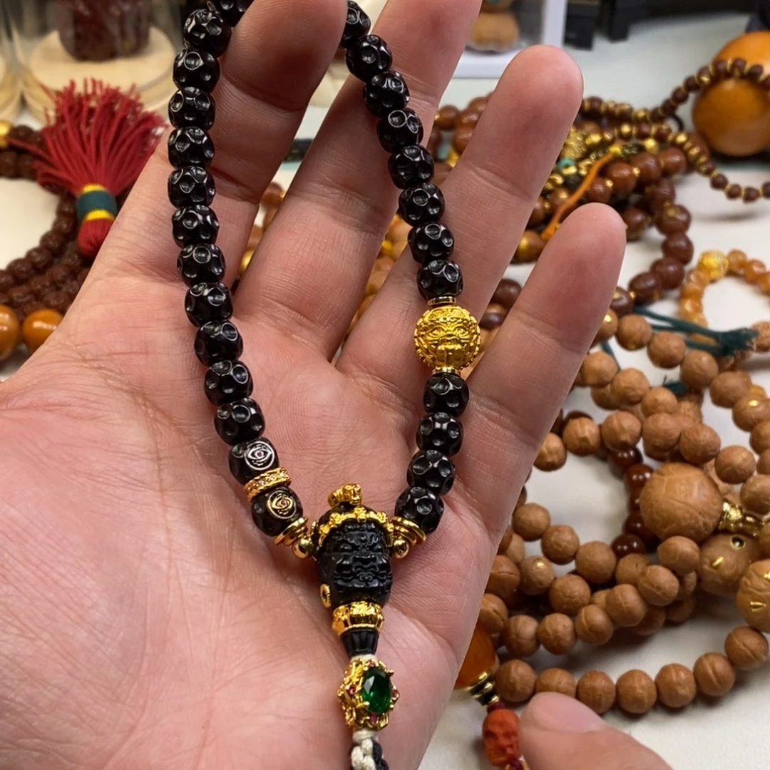 椰蒂吊坠。。。。。。。。。。