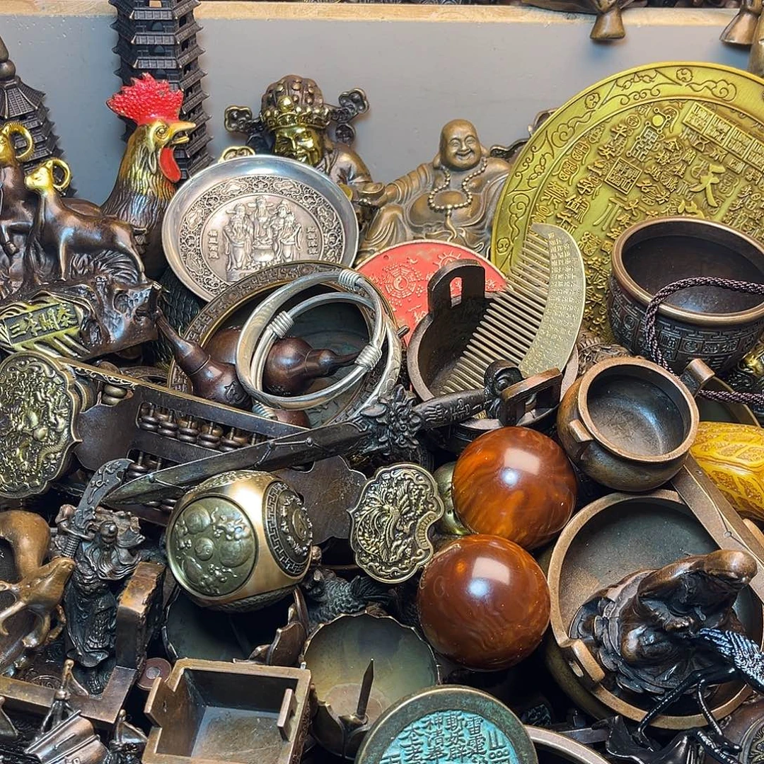 精美铜器工艺品等