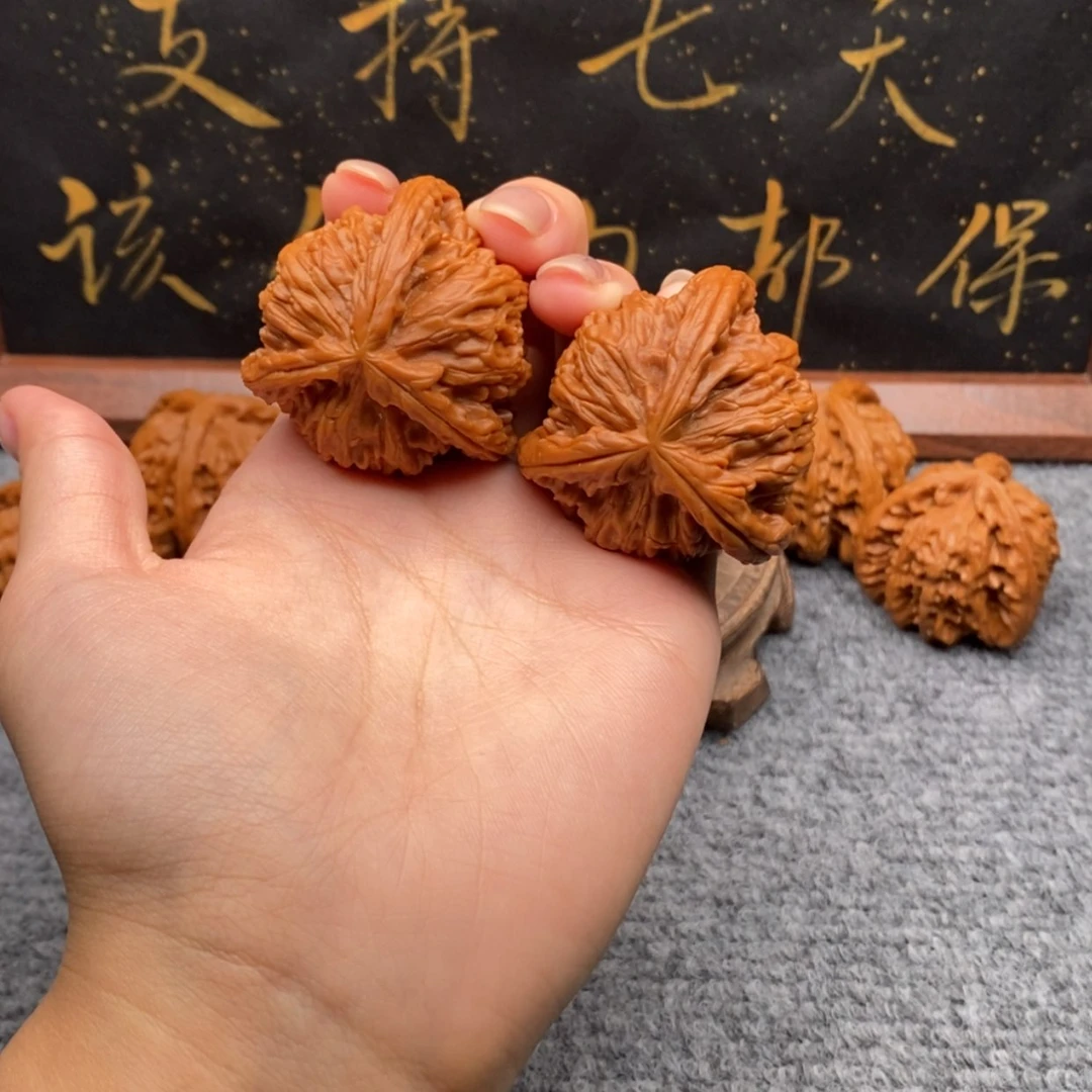 【闪购商品】把件文玩核桃啥***？