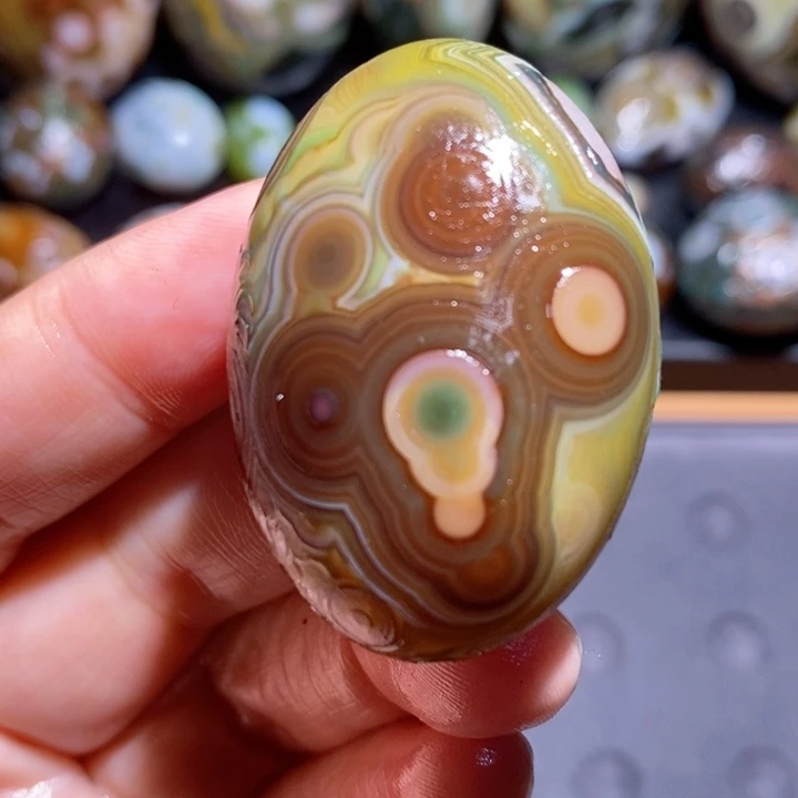 未镶嵌玛瑙/玉髓珠宝半成品164