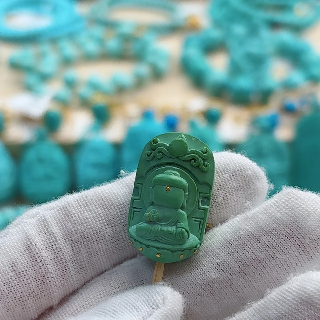 绿松石未镶嵌珠宝奇石