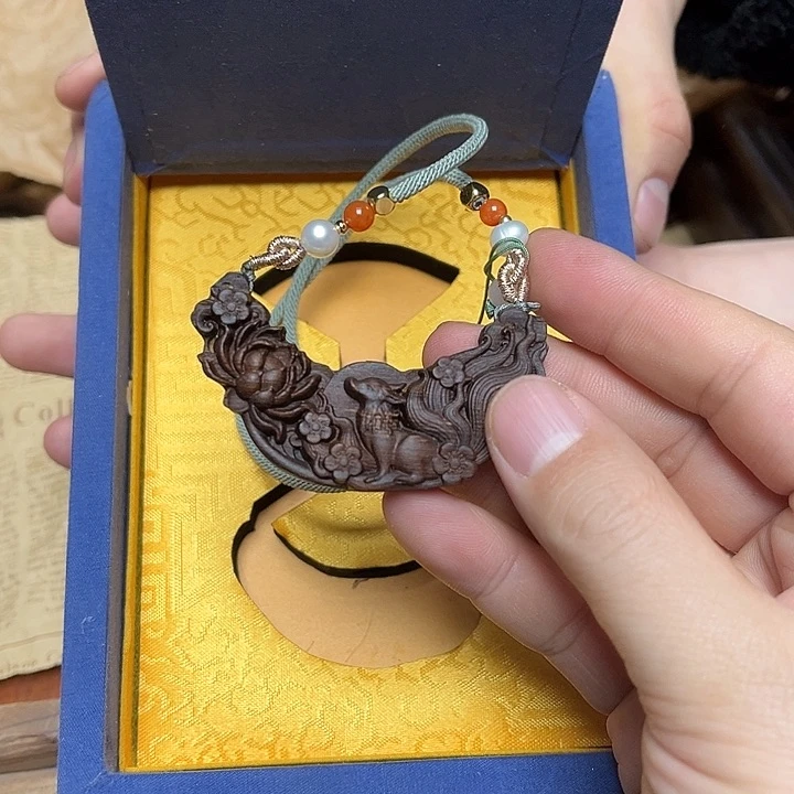 大叶紫檀（黑酸枝木类）