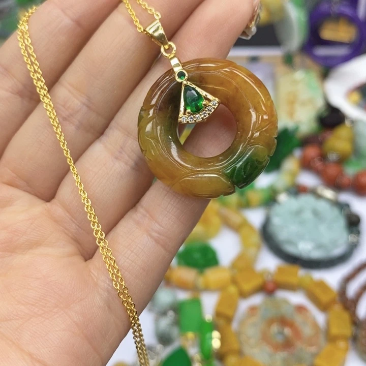 翡翠未镶嵌颈饰项链66