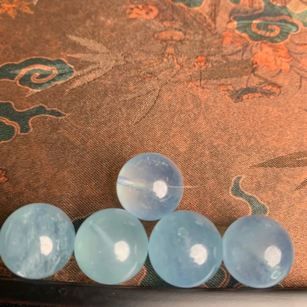 海蓝宝单珠15+ DZ29 多样性发其一