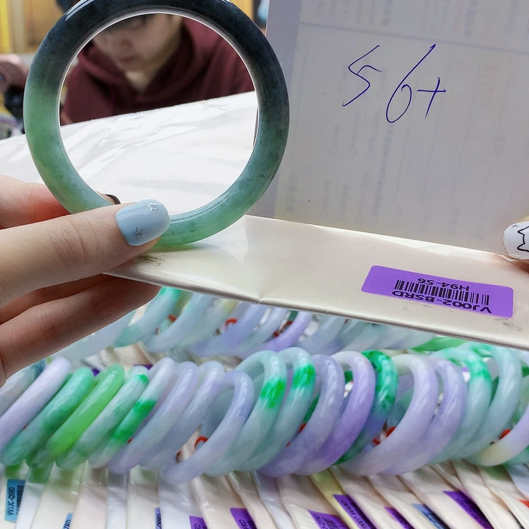 翡翠未镶嵌手镯bhj