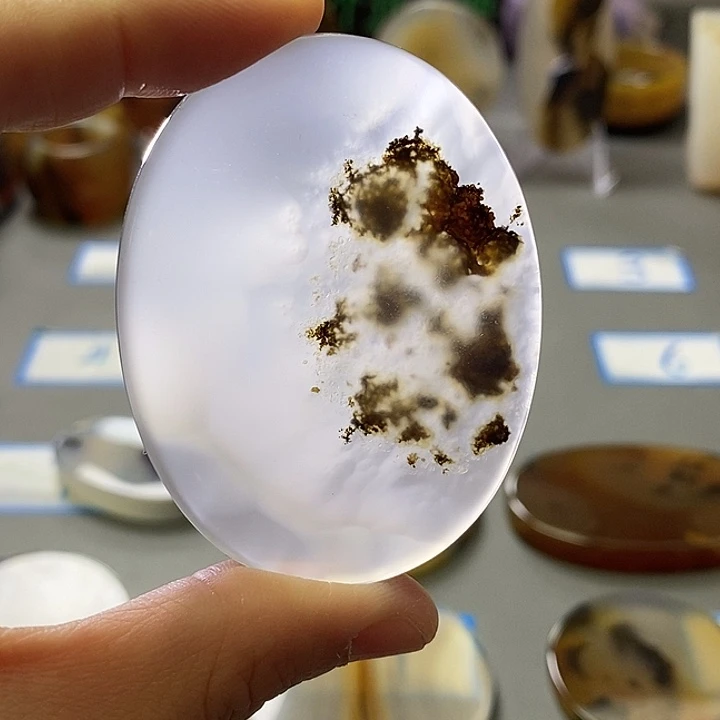 玛瑙/玉髓未镶嵌珠宝半成品136有扣