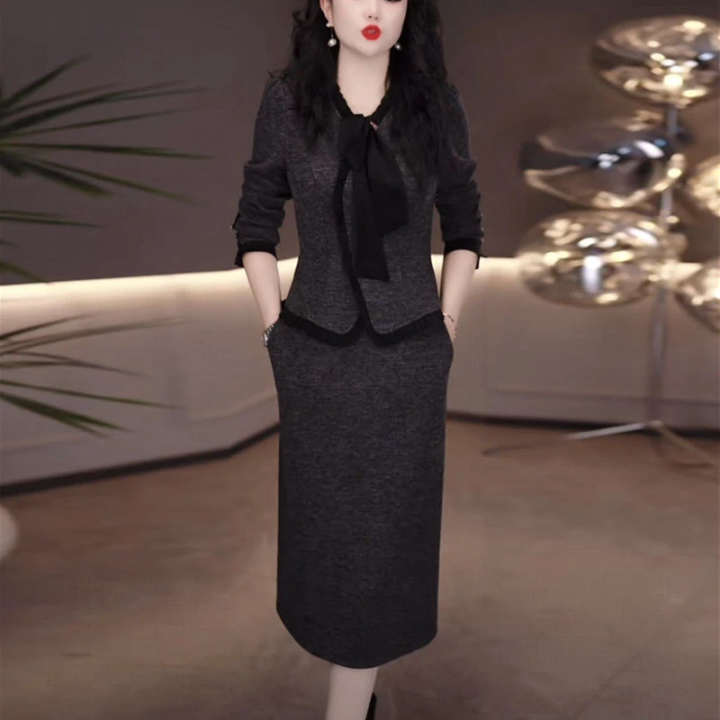 高级磨毛精纺拼接优雅礼服裙2025秋季新款显瘦遮肉中长款连衣裙女