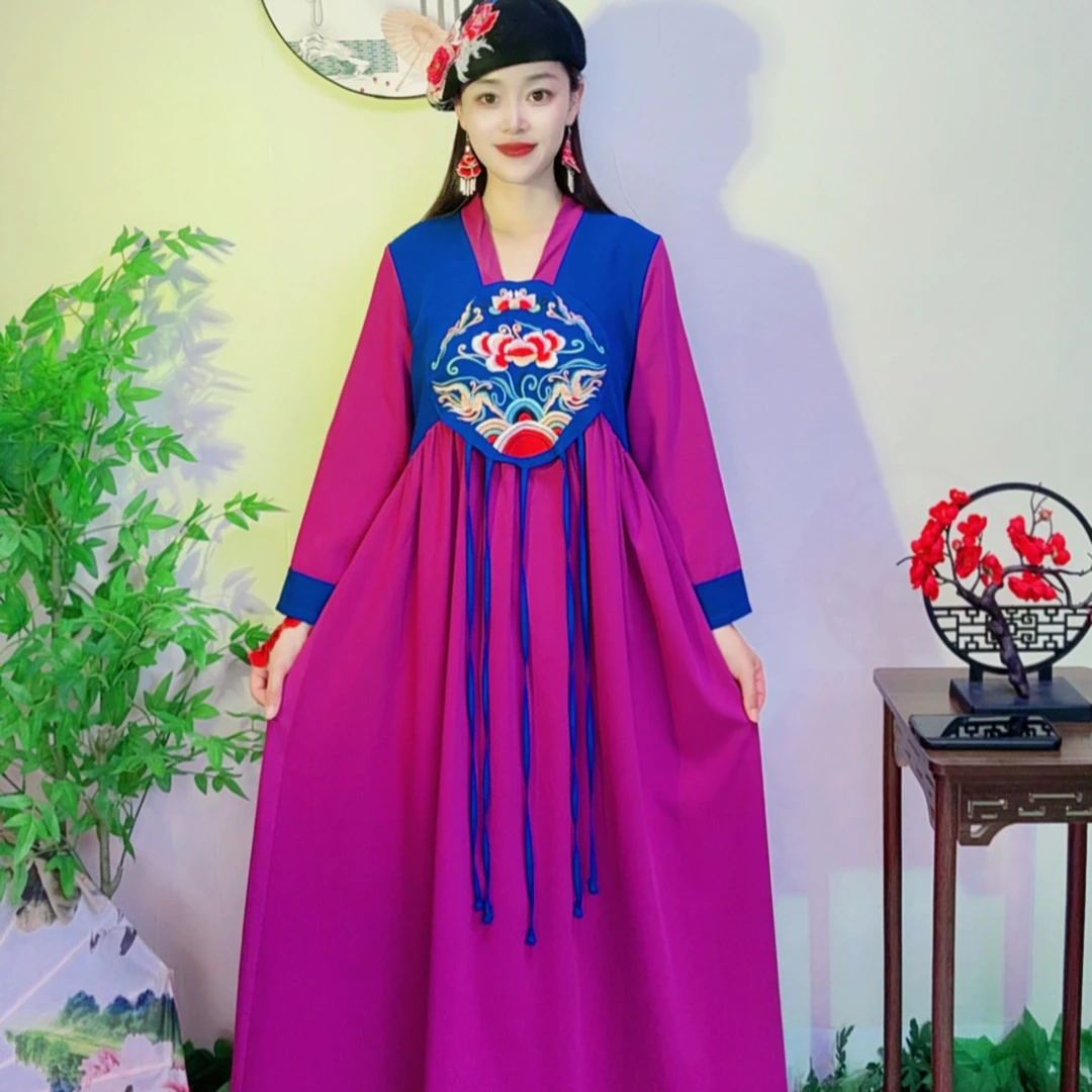 潮妈民族风气质修身显瘦刺绣连衣裙流苏棉麻中袖长裙女士长款