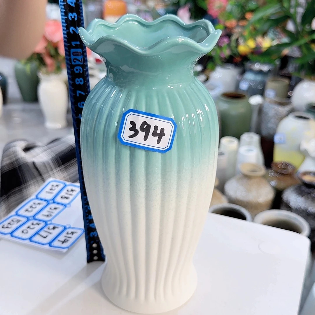 394号蓝白磨砂23厘米微瑕一个
