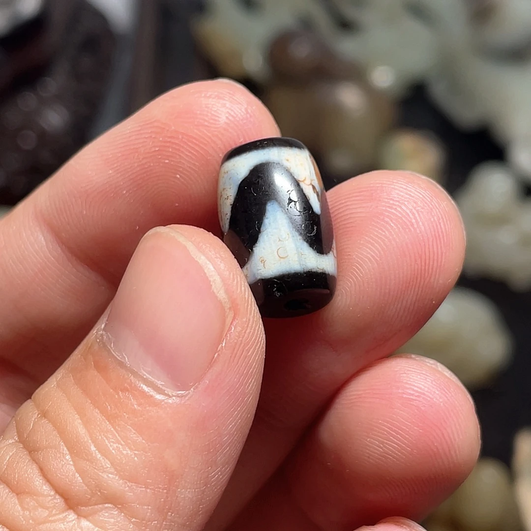 兰***露查罗石合金笔搁23344555