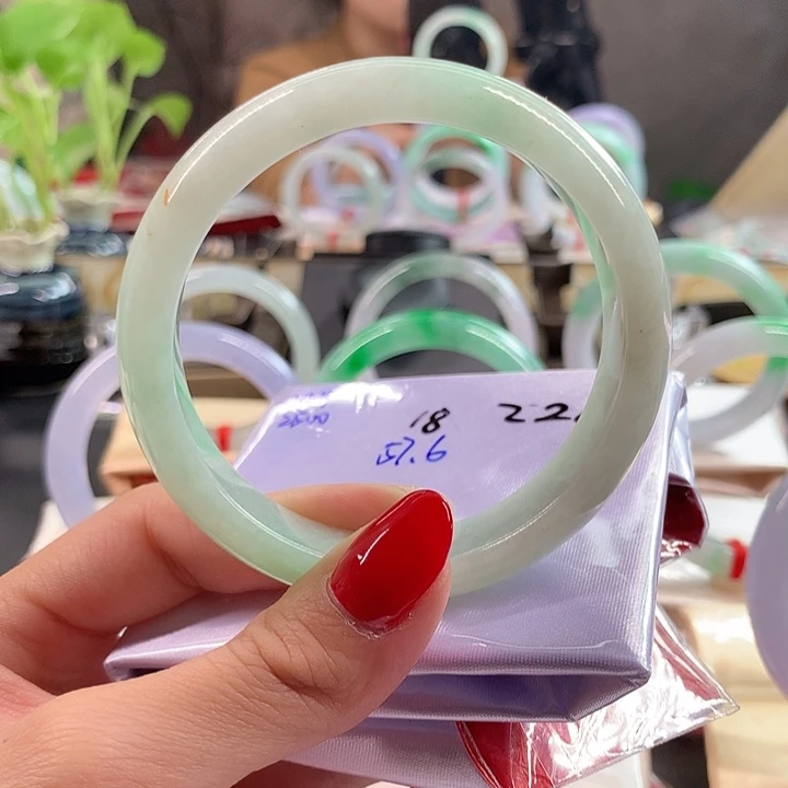 翡翠未镶嵌手镯57.3圈口