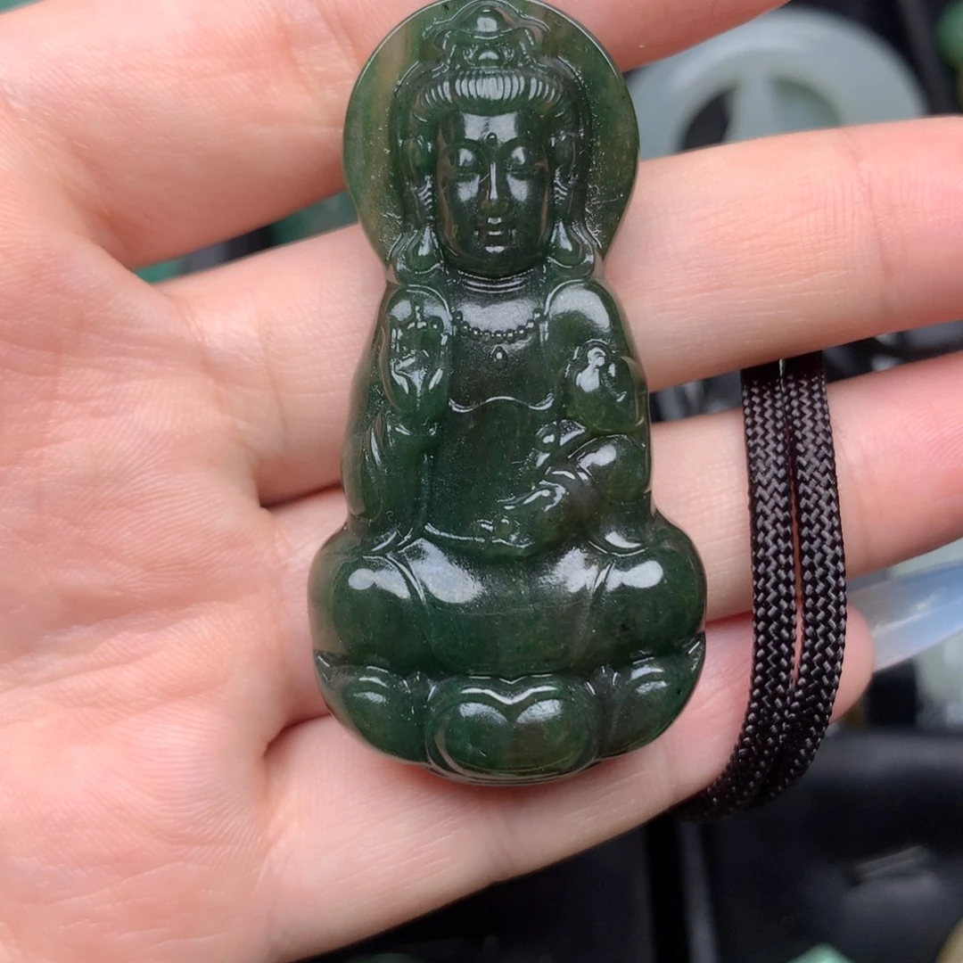 未镶嵌独山玉颈饰