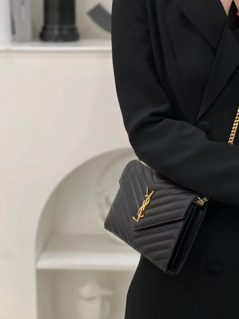99新 YSL/圣罗兰 ysl 信封中号黑金/优品
