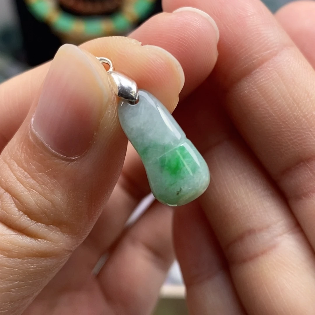 翡翠未镶嵌颈饰翡翠翡翠