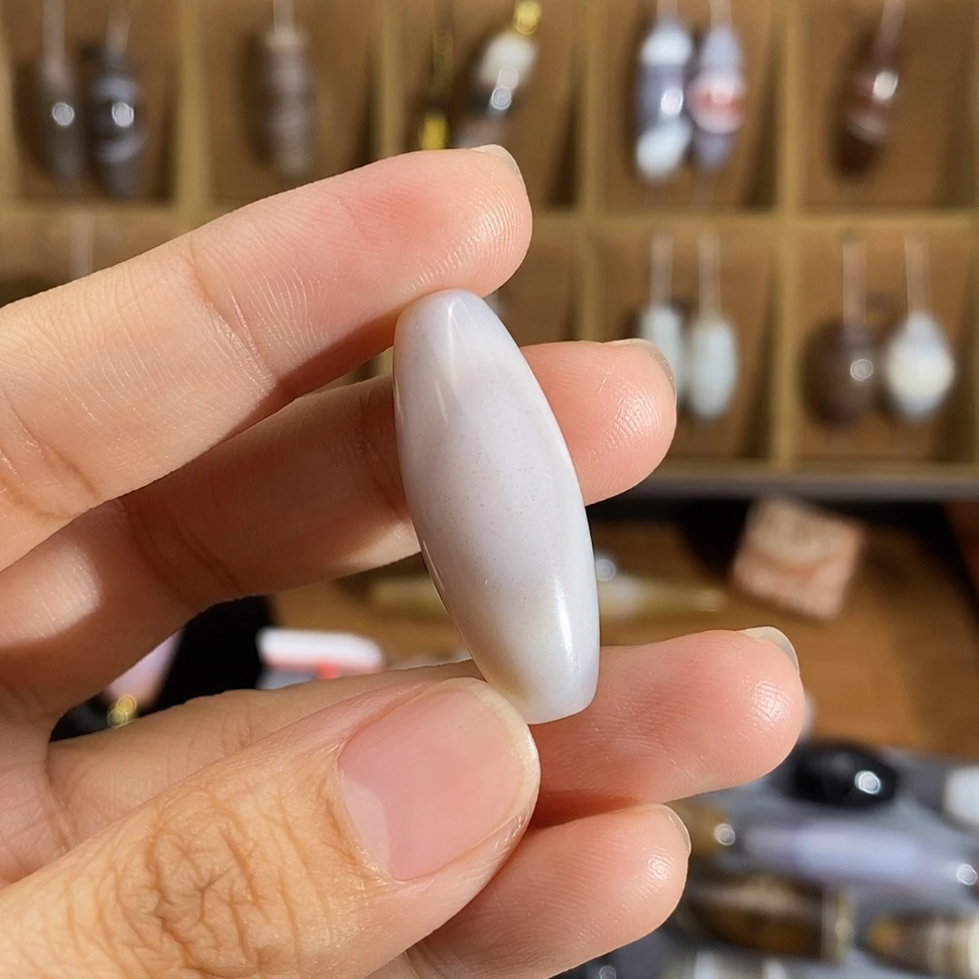 玛瑙/玉髓颈饰足银镀金镶嵌伐*