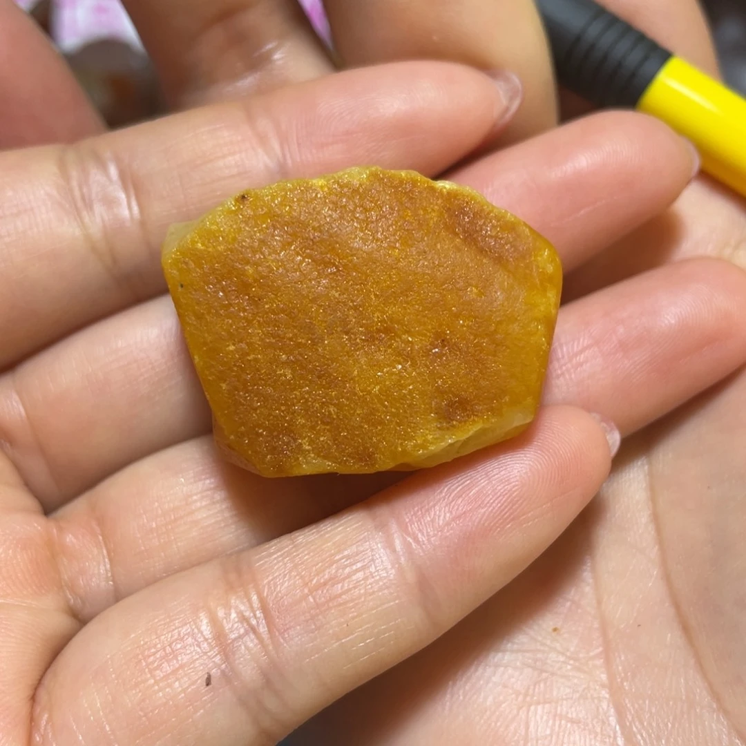 定制琥珀未镶嵌美**冰原石