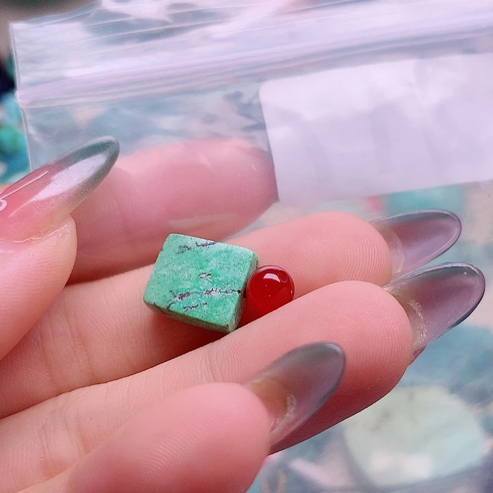未镶嵌南红玛瑙珠宝奇石