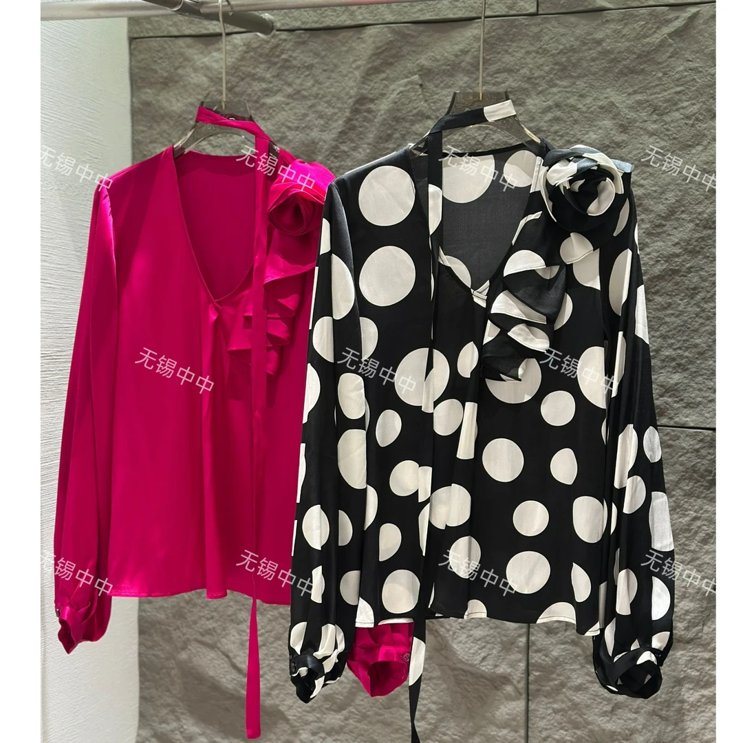 气质女神百搭花朵衬衫