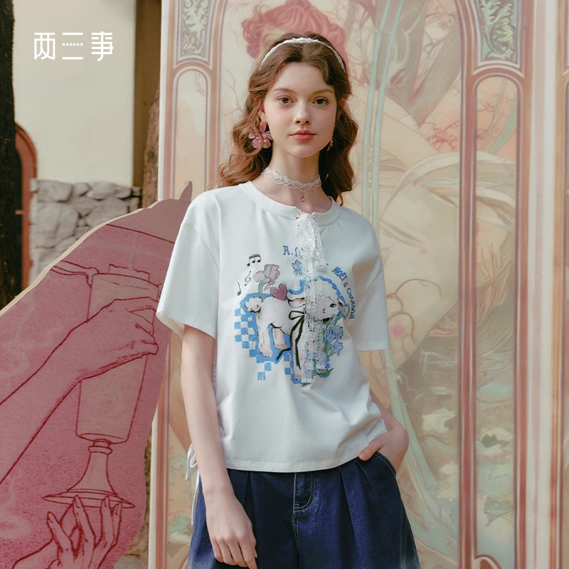 两三事 牧云绮想 2025春季新款可爱小羊印花蕾丝绑带短袖棉t恤女