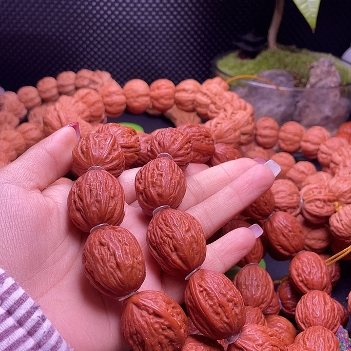 江***子文玩核桃手串小肉肠