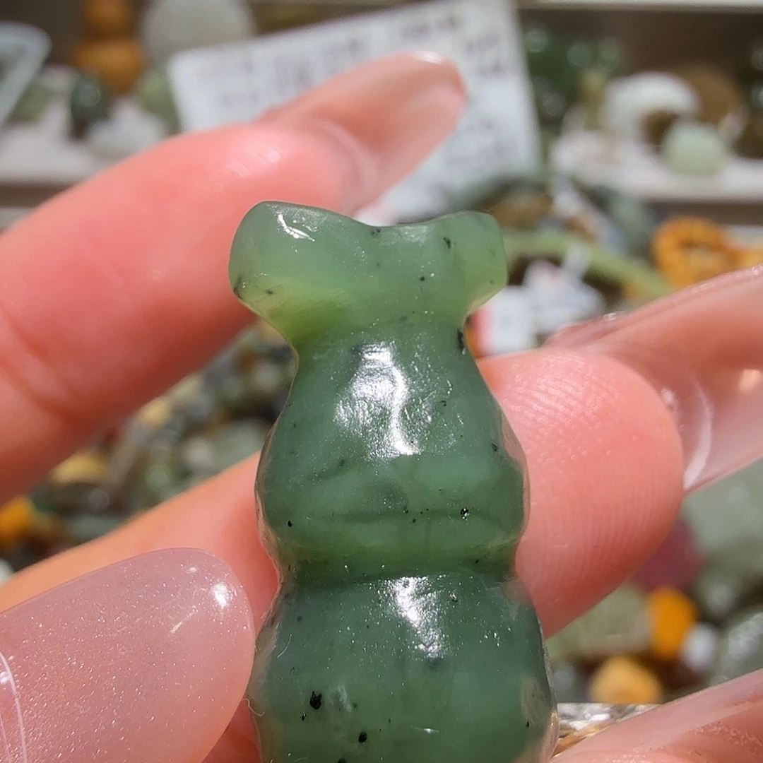 和田玉未镶嵌珠宝奇石