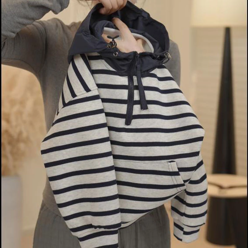 童装男童韩版连帽童装卫衣新款女童秋装洋气条纹男宝宝宽松上衣潮
