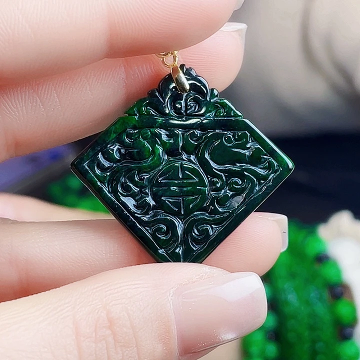 翡翠银S925镶嵌颈饰多样性