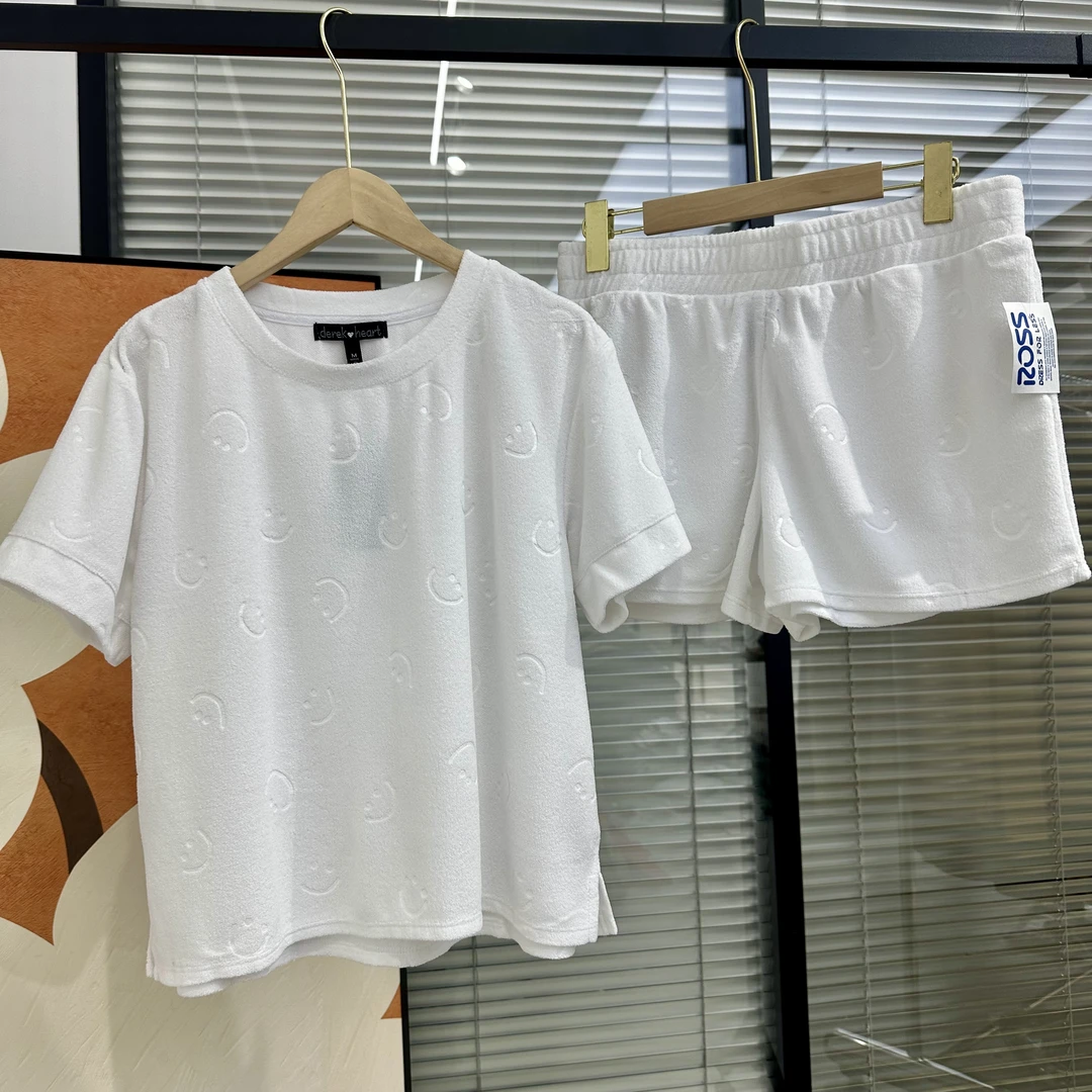 A097 外销毛巾绒笑脸白色短袖+短裤休闲居家套装