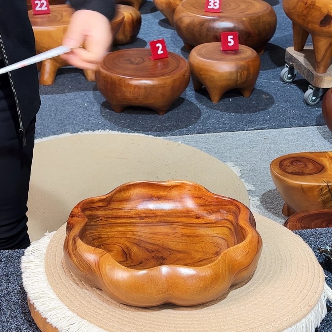 21 号香樟木尺寸：31-31-7cm