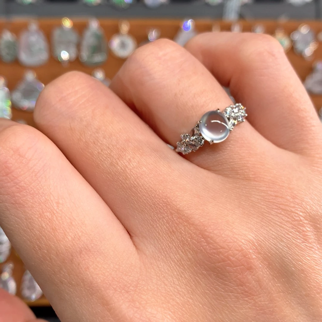 【闪购商品】翡翠戒指18K金镶嵌戒指