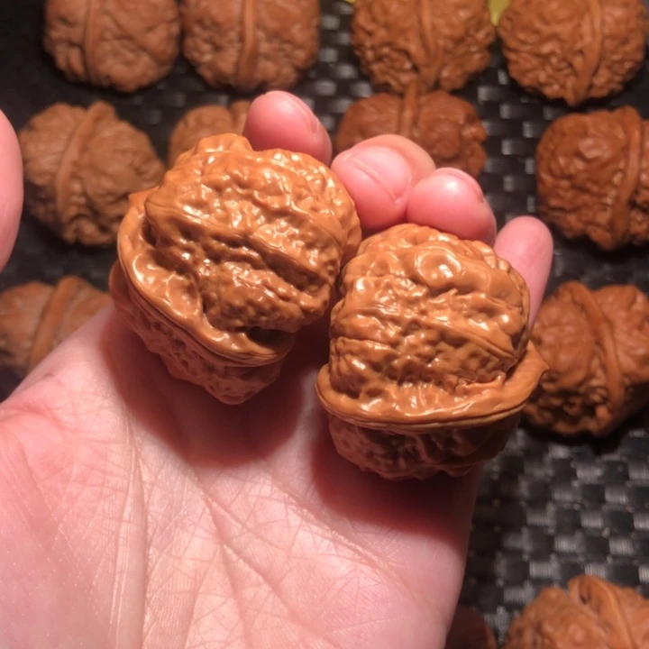 文玩核桃把件超大腿38
