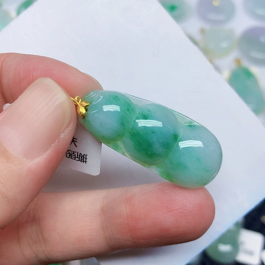 翡翠18K金镶嵌颈饰356775