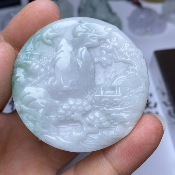 翡翠未镶嵌颈饰翡翠