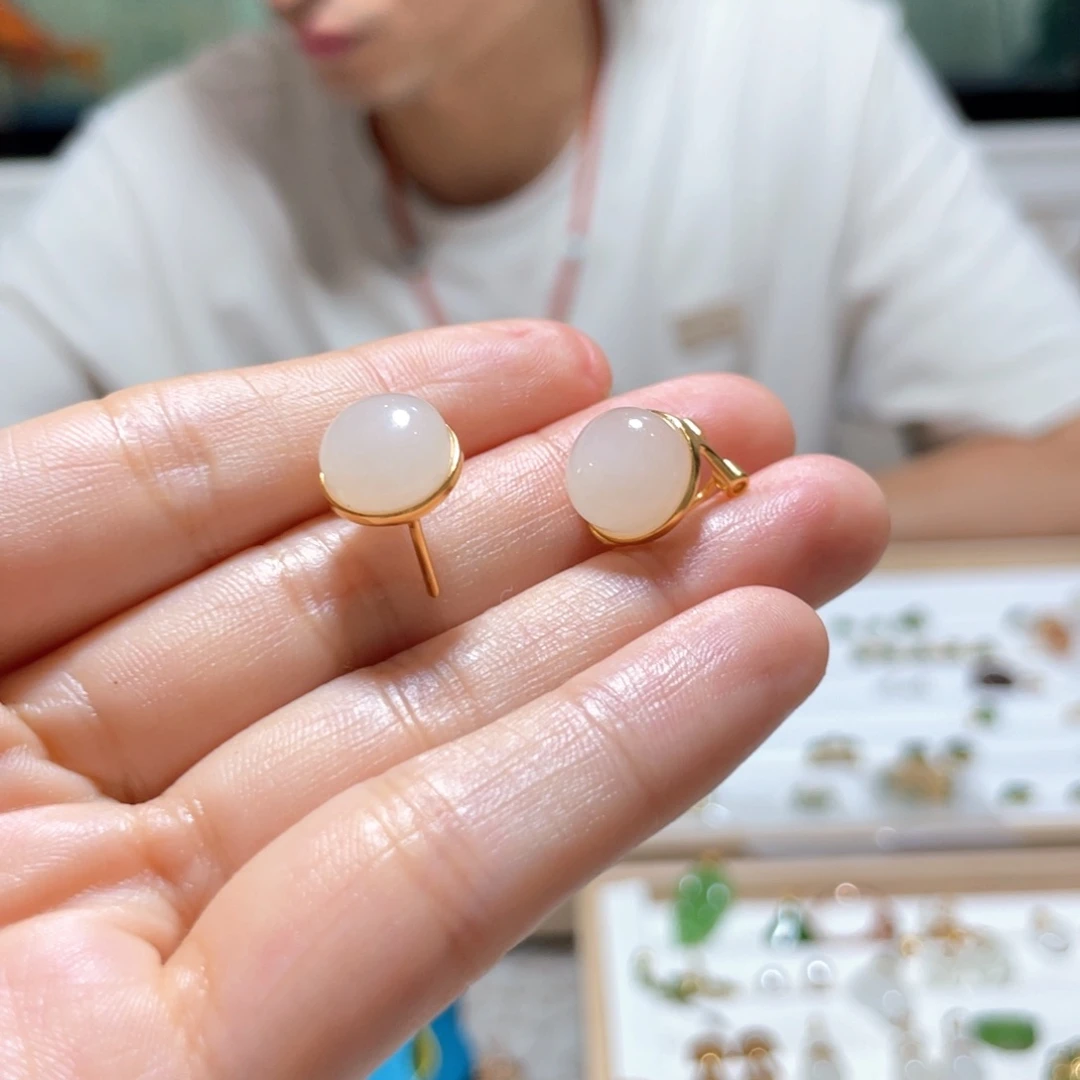 和田玉银S925镶嵌耳饰