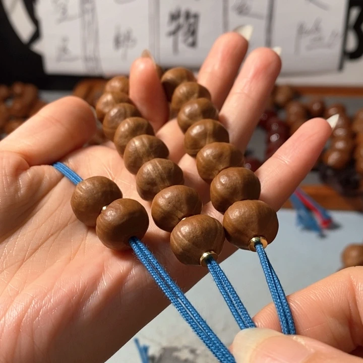 橄榄核手串2141精品蒜头小铁核16+2颗