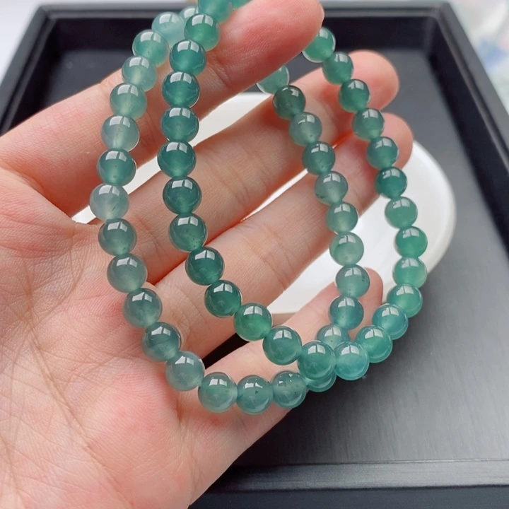 翡翠未镶嵌手链多样性发其一